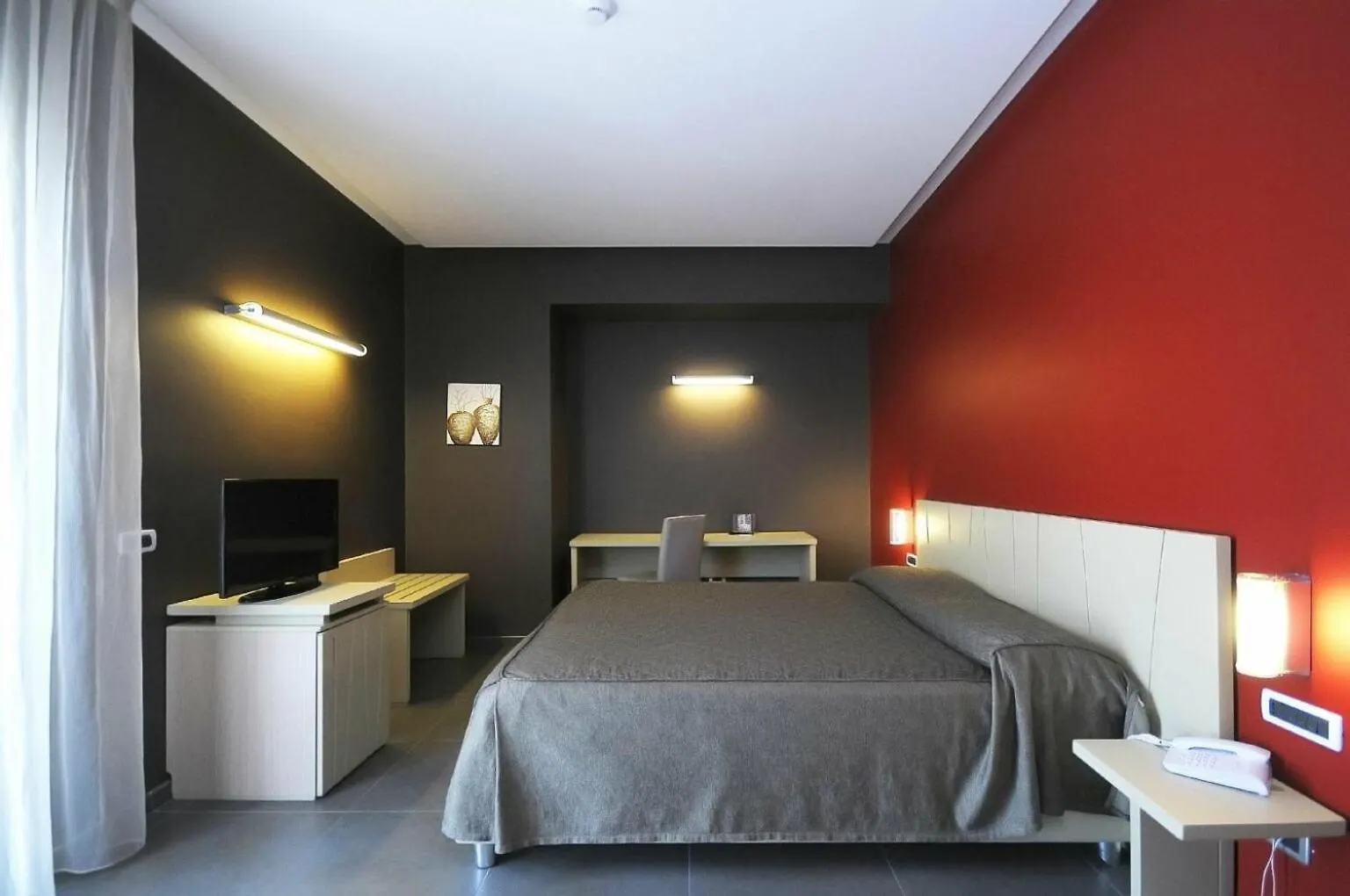 Sunrise Hotel Casoria