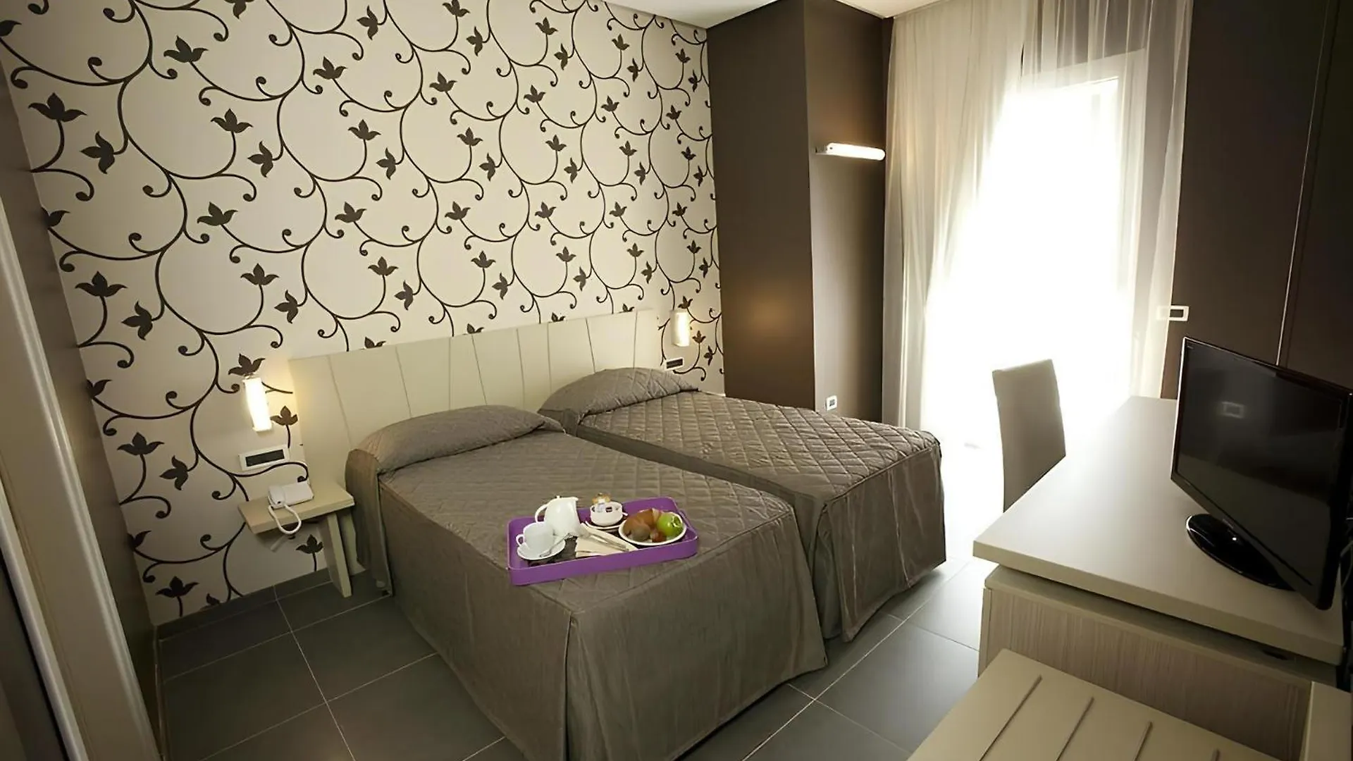 Sunrise Hotel Casoria